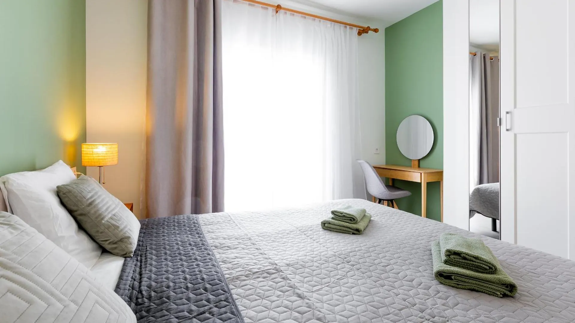 Spacious Apartment With Ocean View 아데제 스페인