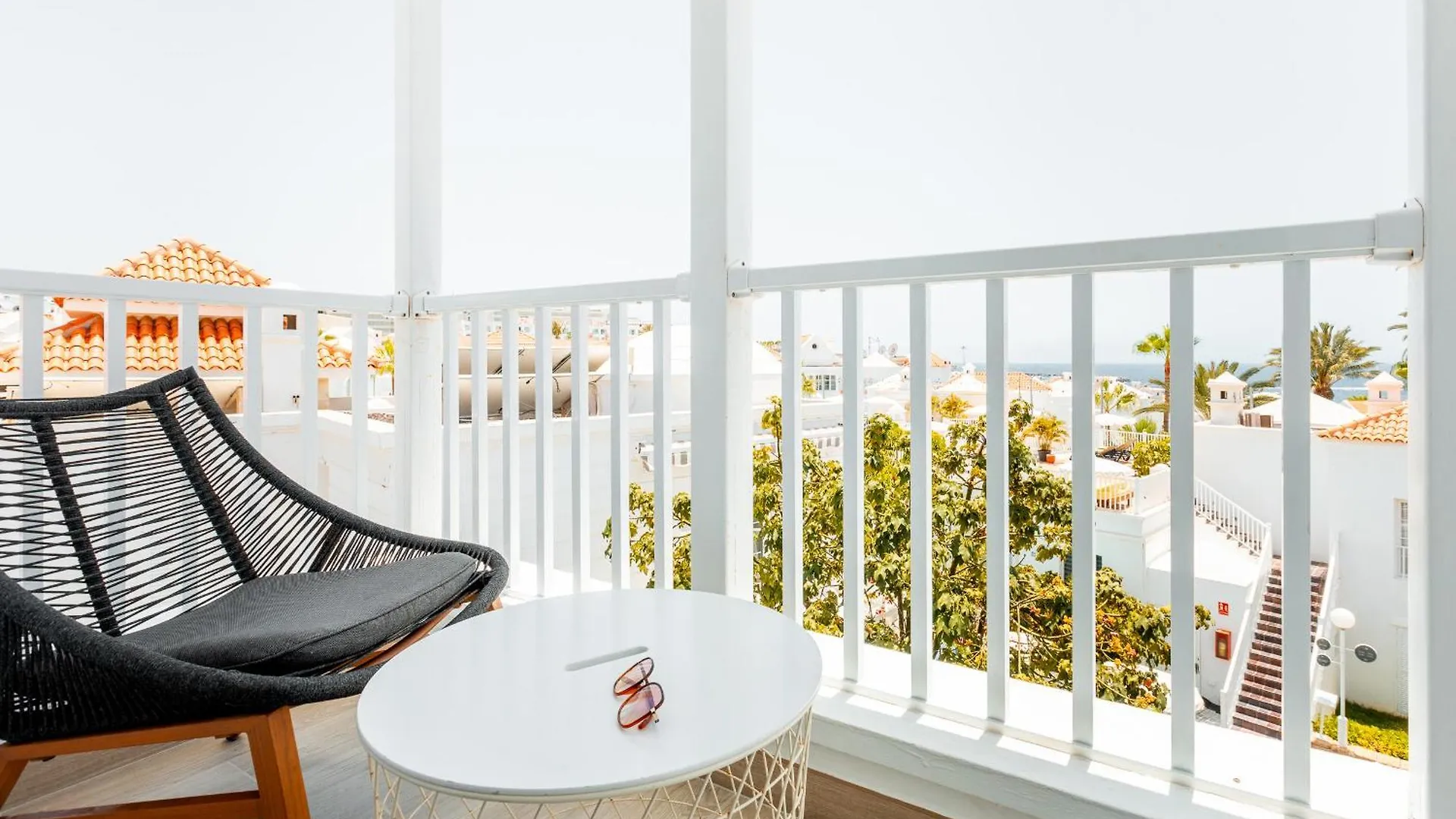 Spacious Apartment With Ocean View 아데제 스페인