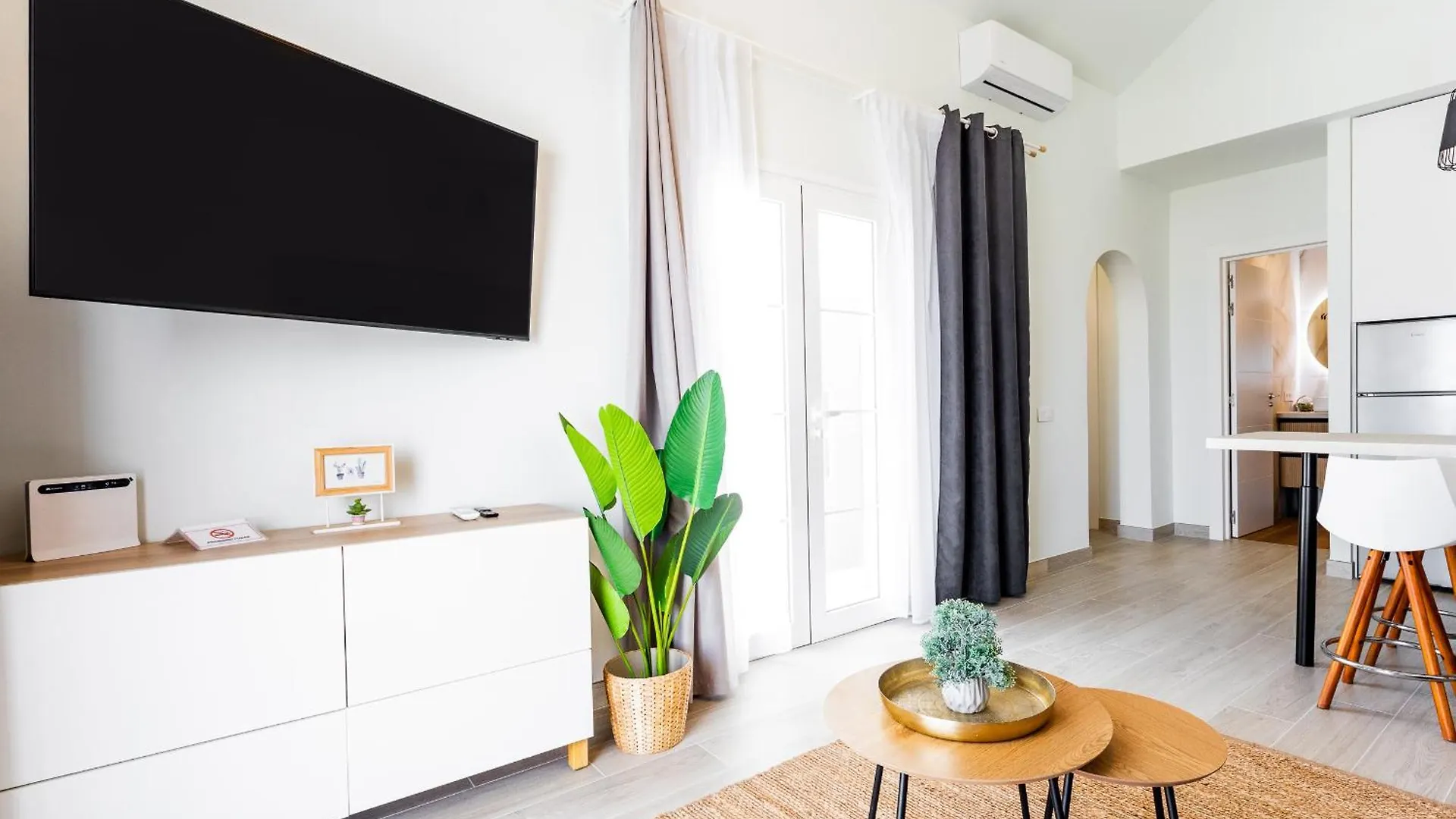 Spacious Apartment With Ocean View Costa Adeje  0*, Costa Adeje (Tenerife)